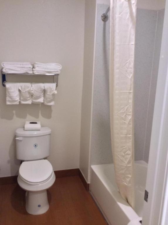 Regency Inn & Suites- Nw Houston Jersey Village Buitenkant foto