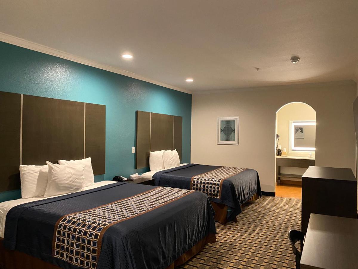 Regency Inn & Suites- Nw Houston Jersey Village Buitenkant foto