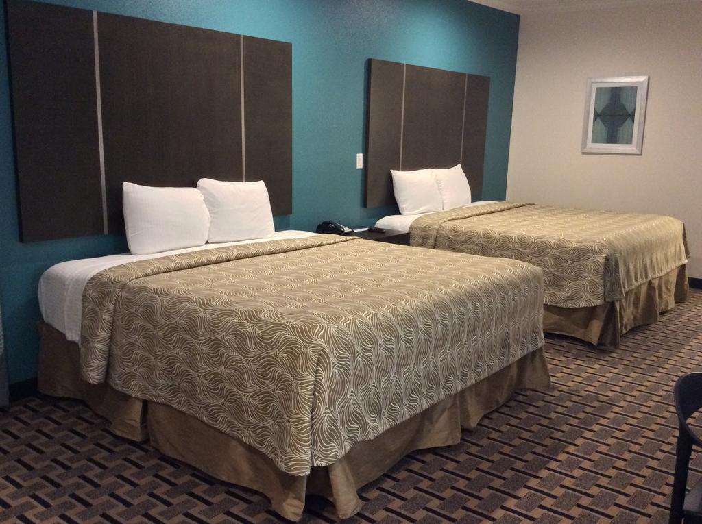 Regency Inn & Suites- Nw Houston Jersey Village Kamer foto