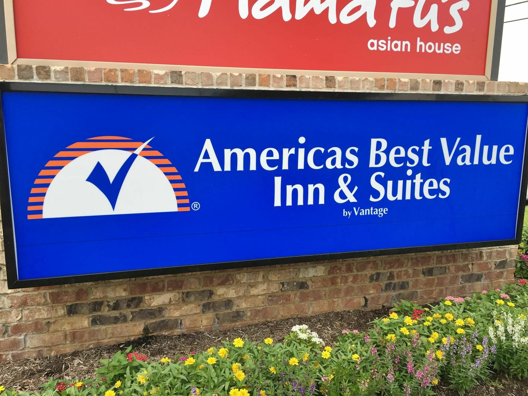 Regency Inn & Suites- Nw Houston Jersey Village Buitenkant foto