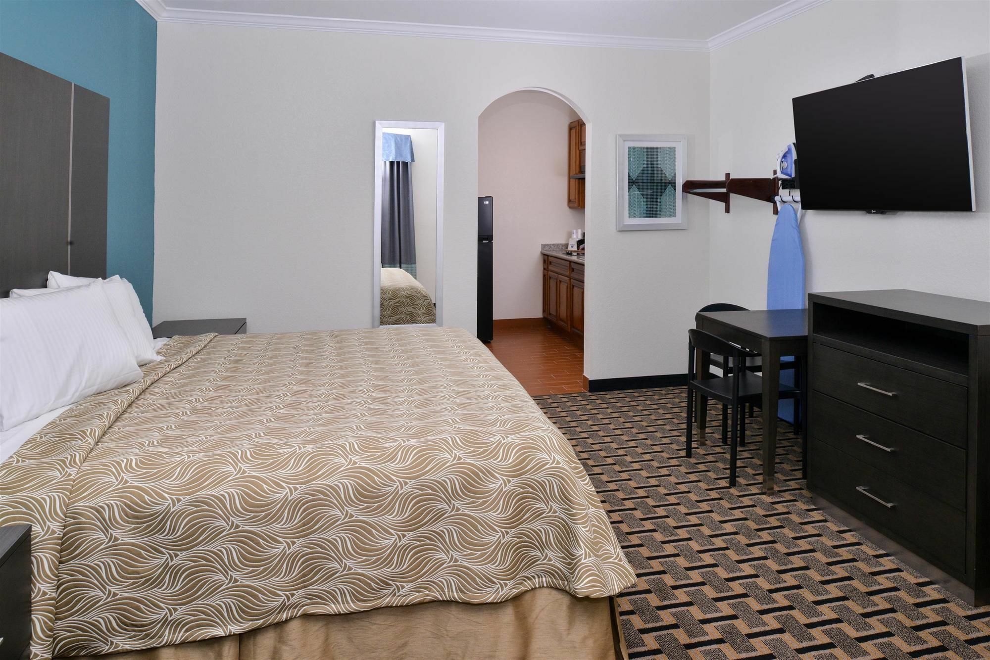 Regency Inn & Suites- Nw Houston Jersey Village Buitenkant foto